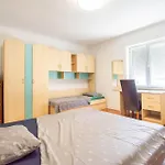 Lovely In Apartman