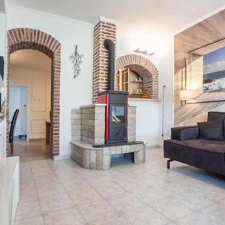 Amazing In With Kitchen *