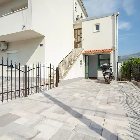 Amazing In With Kitchen * Split