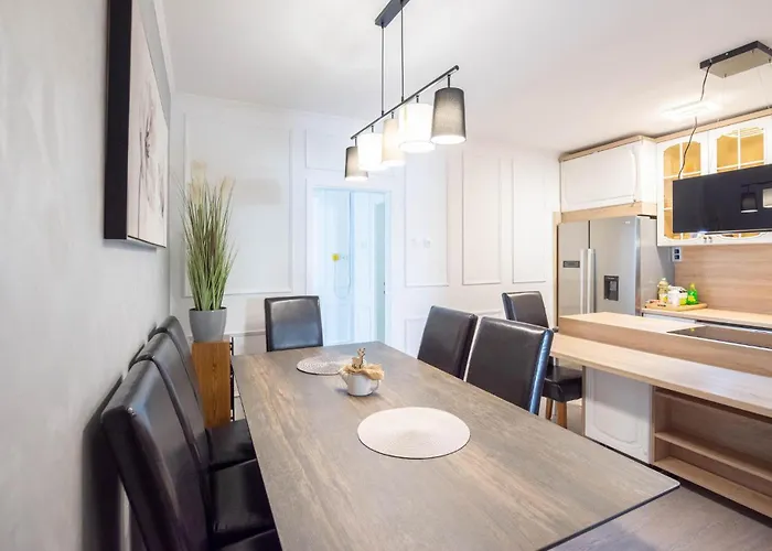 Amazing In With Kitchen Apartment Split