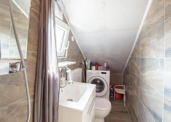 Amazing In With Kitchen Apartment Split